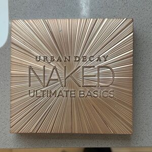 Urban Decay Naked Basics Palette in Metallic Gold
